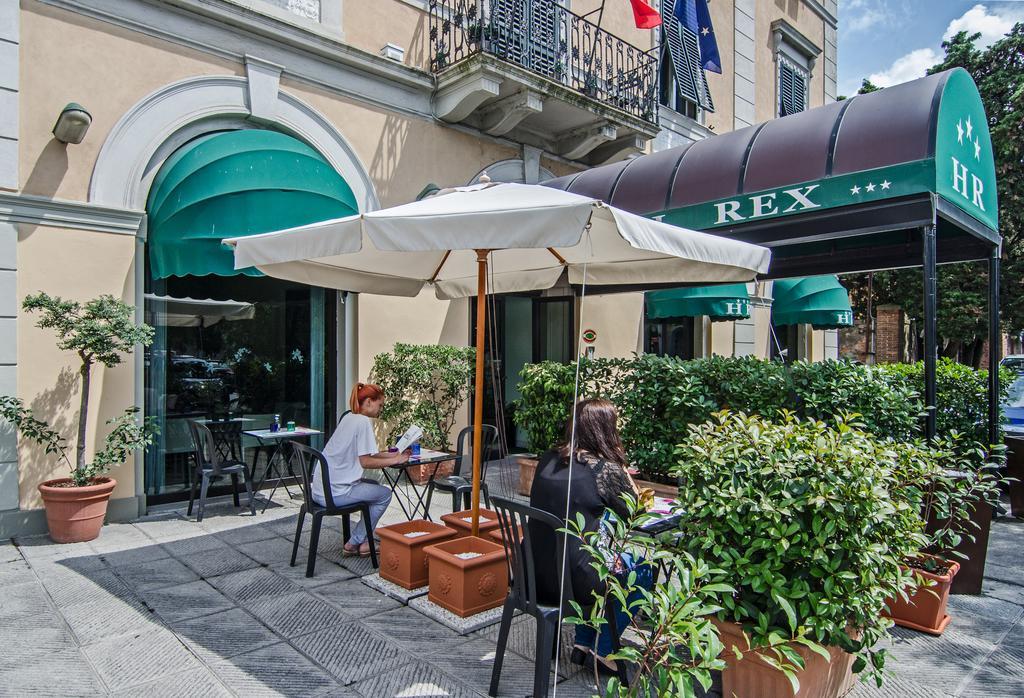 Hotel Rex Lucca Bagian luar foto